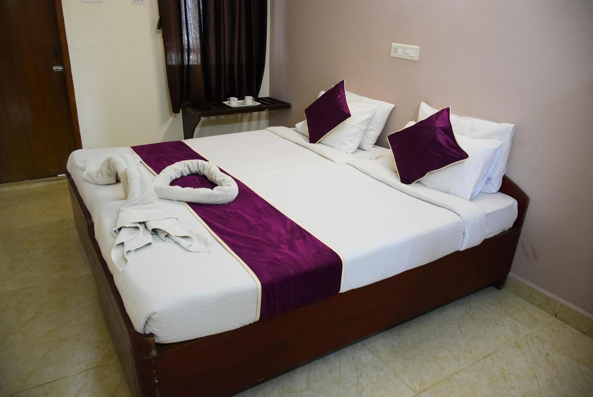 Naksha Tree Hotels Kishore Inn - Koyambedu Chennai Exterior photo