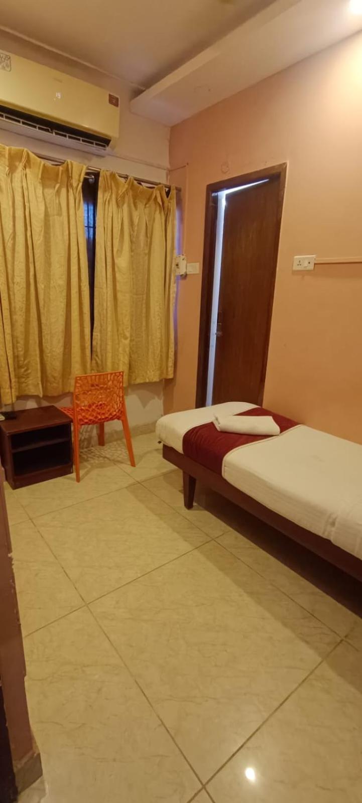Naksha Tree Hotels Kishore Inn - Koyambedu Chennai Exterior photo